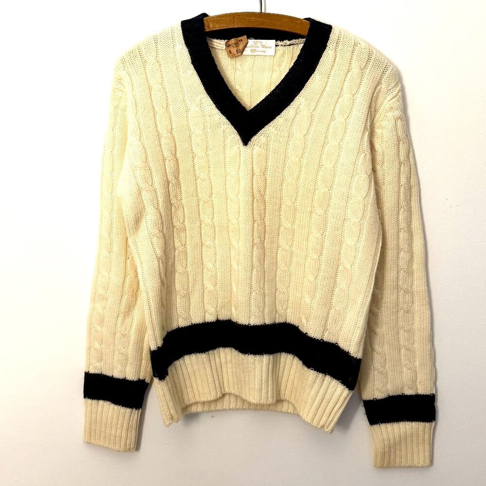 Last Chance! COUNTESS MARA for BARONS vintage 100% Virgin Wool Sweater